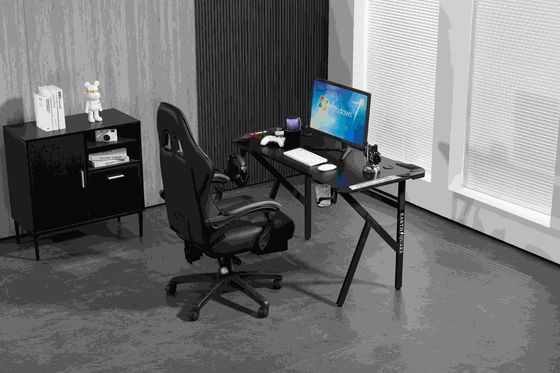 Riorganizza la tua configurazione di gioco con Alinunu Modern Gaming Table Metal RGB Lights Cavi USB