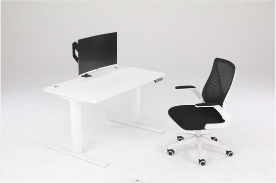 Height Adjustable Office Desk with E1 PB Board Surface Material and Ergonomic Design (Altezza regolabile per ufficio con E1 PB Board)