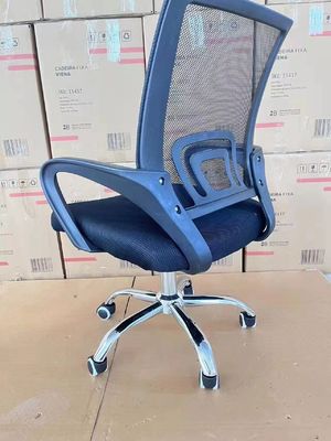 Sedia di ufficio rotante ergonomica moderna a base d'argento per migliorare l'efficienza del lavoro