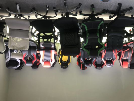Poltrona da gioco a ruote PU muta con ergonomia di supporto lombare e imballaggio della posta